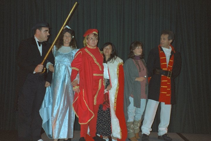 celebreties_in_costume photo Sue Haley